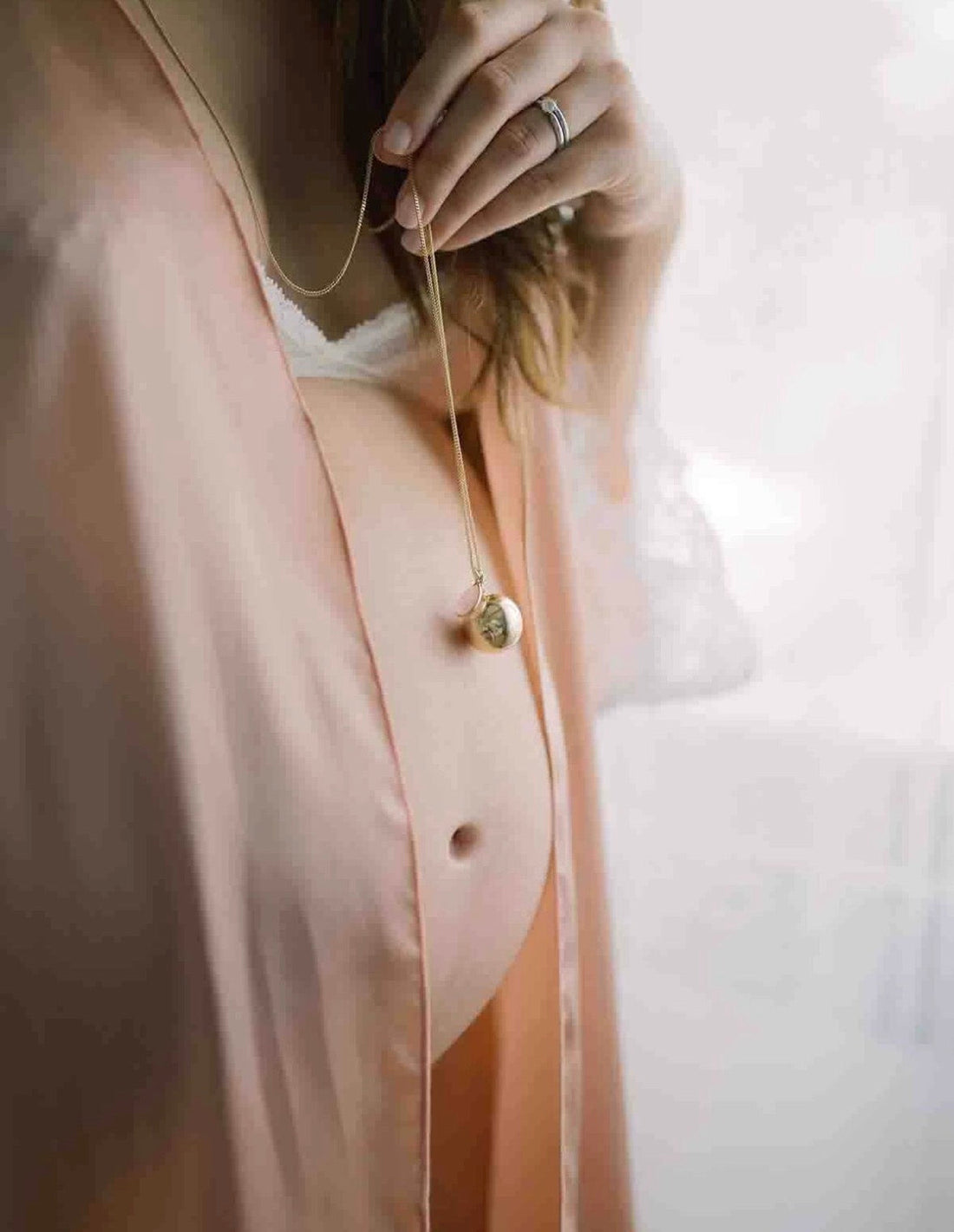 🫧Le bola de grossesse : un bijou doux et symbolique pour la future maman🫧